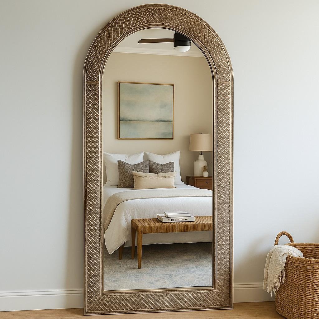 Handcarved Sheesham wood arch mirror in distressed white finish