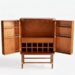 Tharvessio | Solid Wood Vertical Fluted Bar Cabinet with Brass-Accent Handles and Metal Frame in Rich Brown Finish – Wooden Slice - Image 3